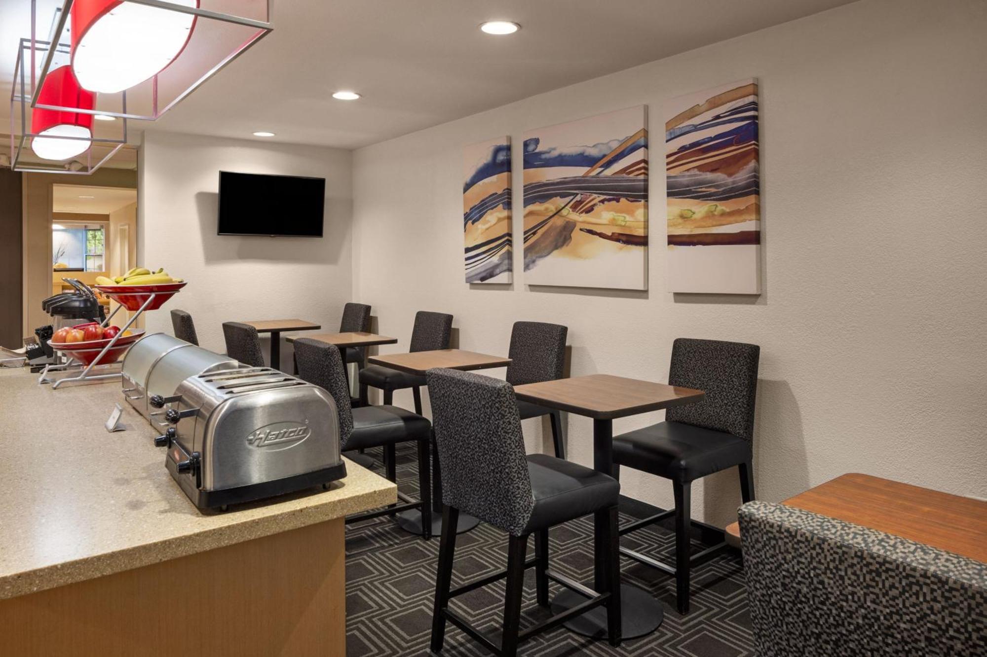 Towneplace Suites By Marriott Sunnyvale Silicon Valley Exterior photo