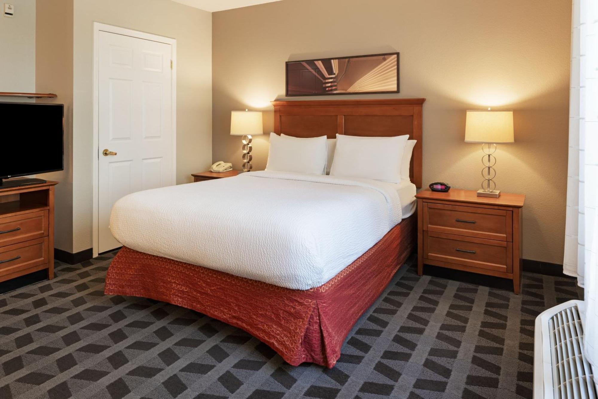Towneplace Suites By Marriott Sunnyvale Silicon Valley Exterior photo